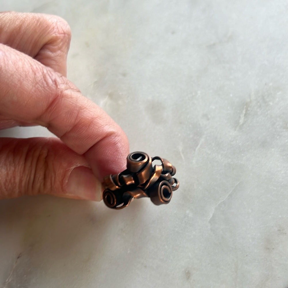 SOLD Copper ring twisted front